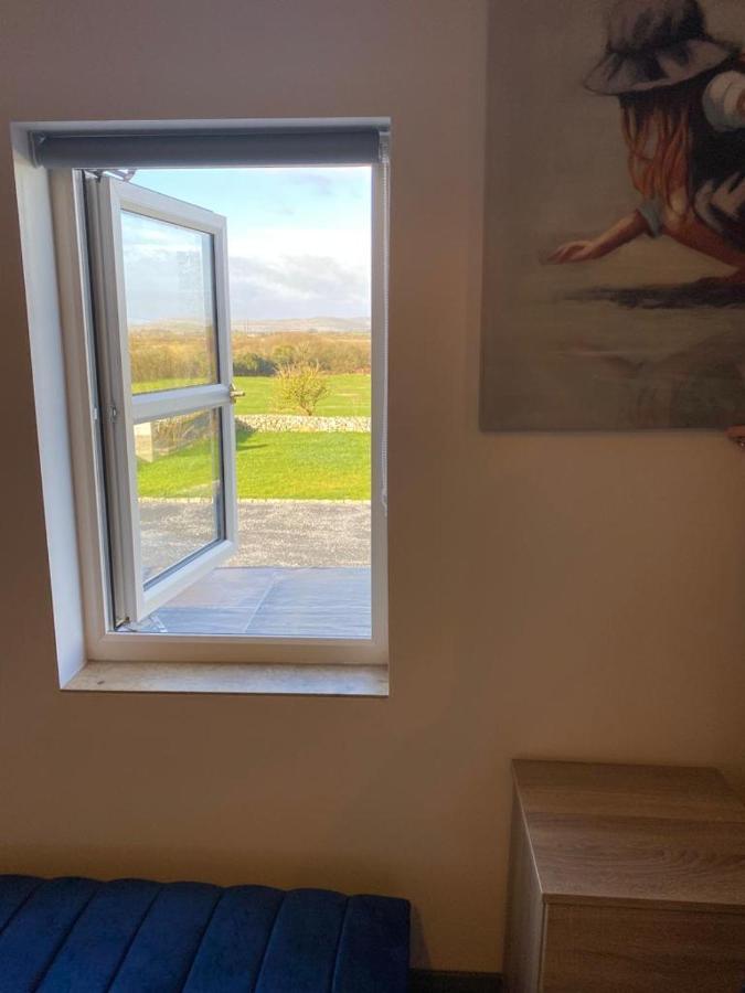 The Burren Inn Tubber Dış mekan fotoğraf